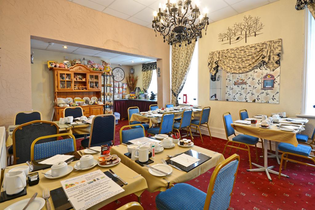 בלקפול The Derby Hotel מראה חיצוני תמונה