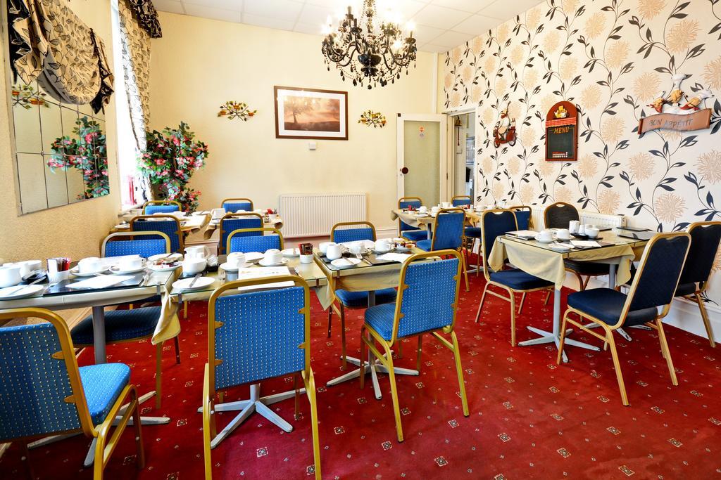 בלקפול The Derby Hotel מראה חיצוני תמונה